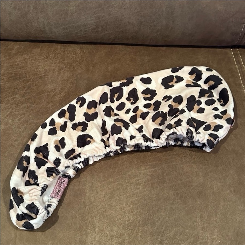 Kitsch Leopard Print Hair Towel